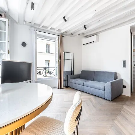 Le Chic Marais Parisien Parigi